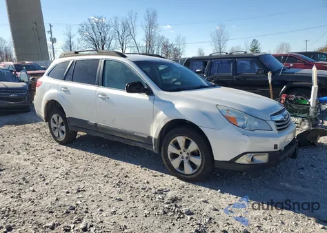 2011 Subaru Outback 2.5I Premium из США, поврежденный, VIN 4S4BRCCC5B3332597